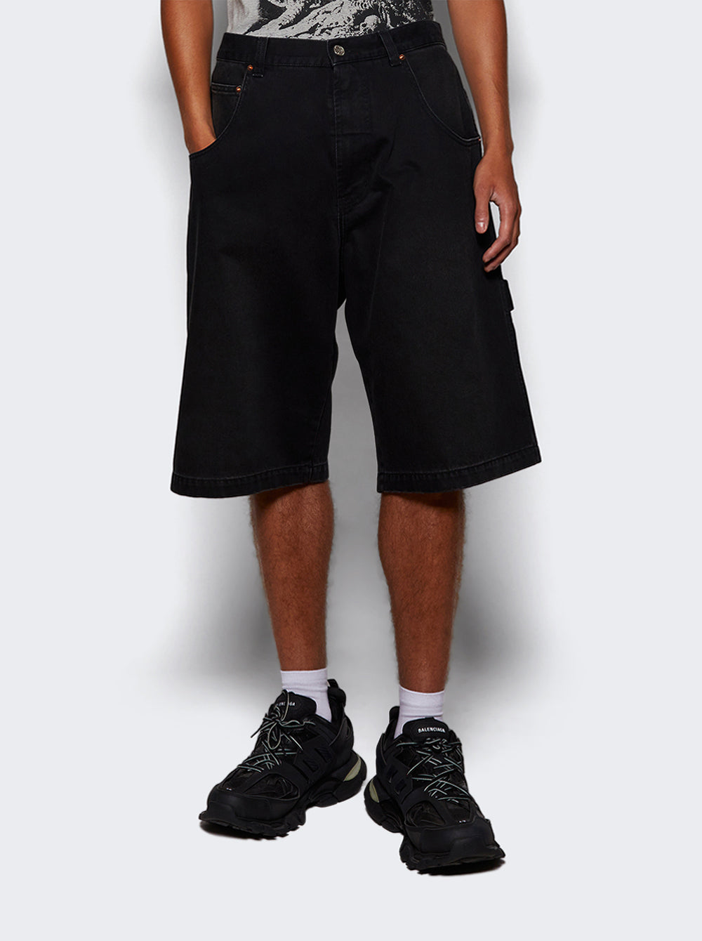 UH76DP125B2_Black_03.jpg