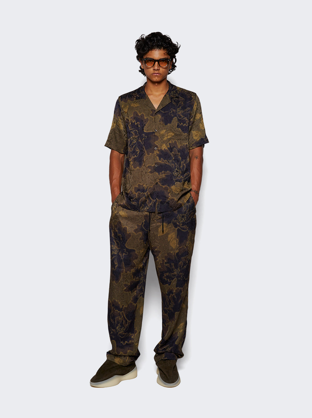FG24FW80-8017SUE_Black_03.jpg