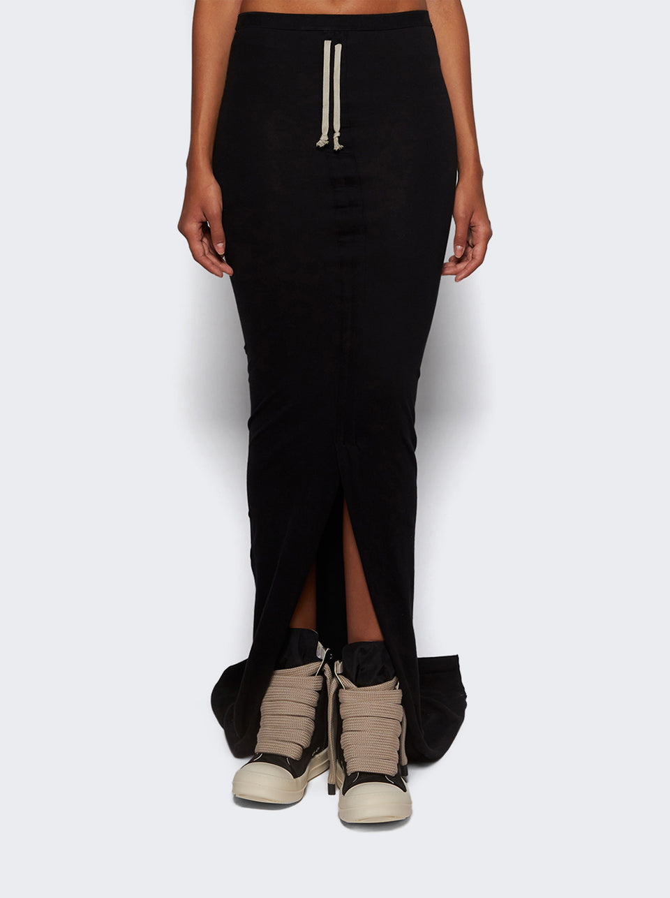 DS02E7337 RN_Black_03.jpg
