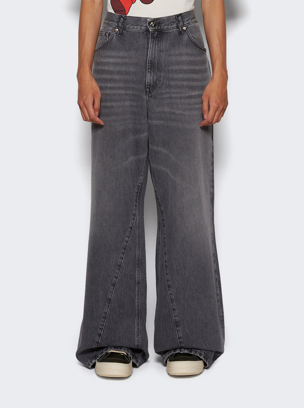 MTFW24DP06618_Grey_03.jpg