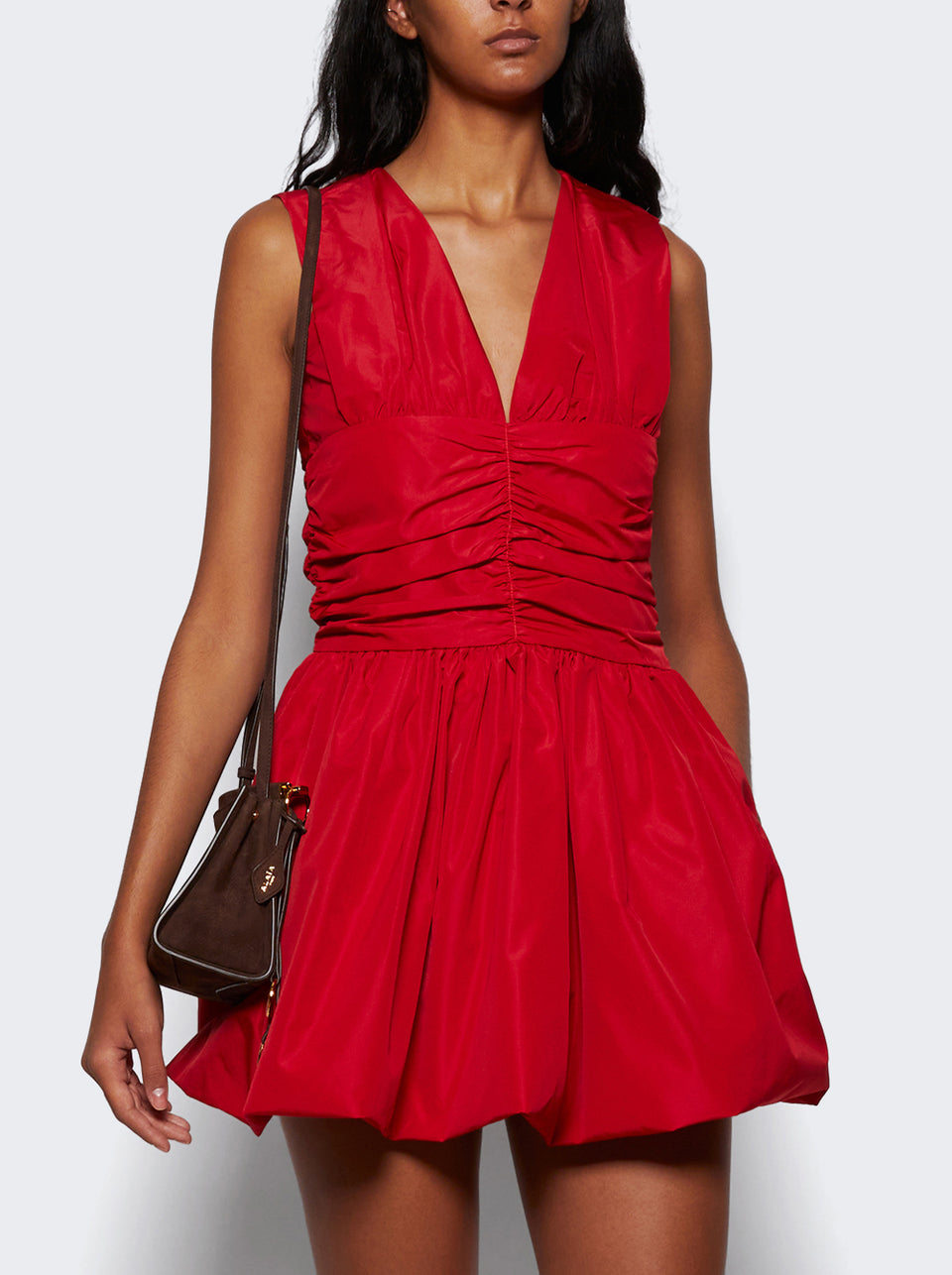 DR2140011_Red_03.jpg