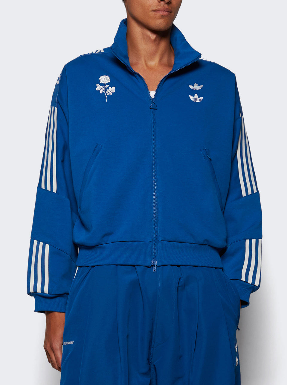 JV8991_Blue_03.jpg