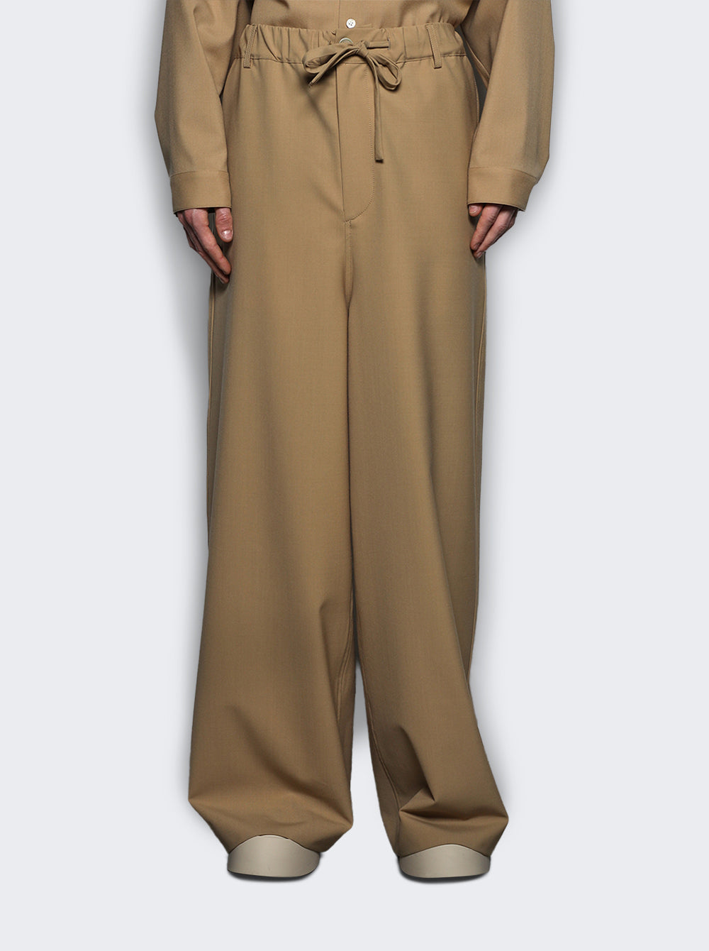 PUMU0290A1 UTP771_Beige_03.jpg