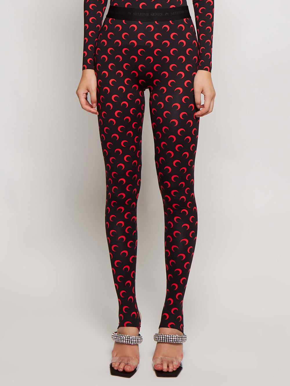 P111ICONWFW21 JERPA0001_Red_03.jpg