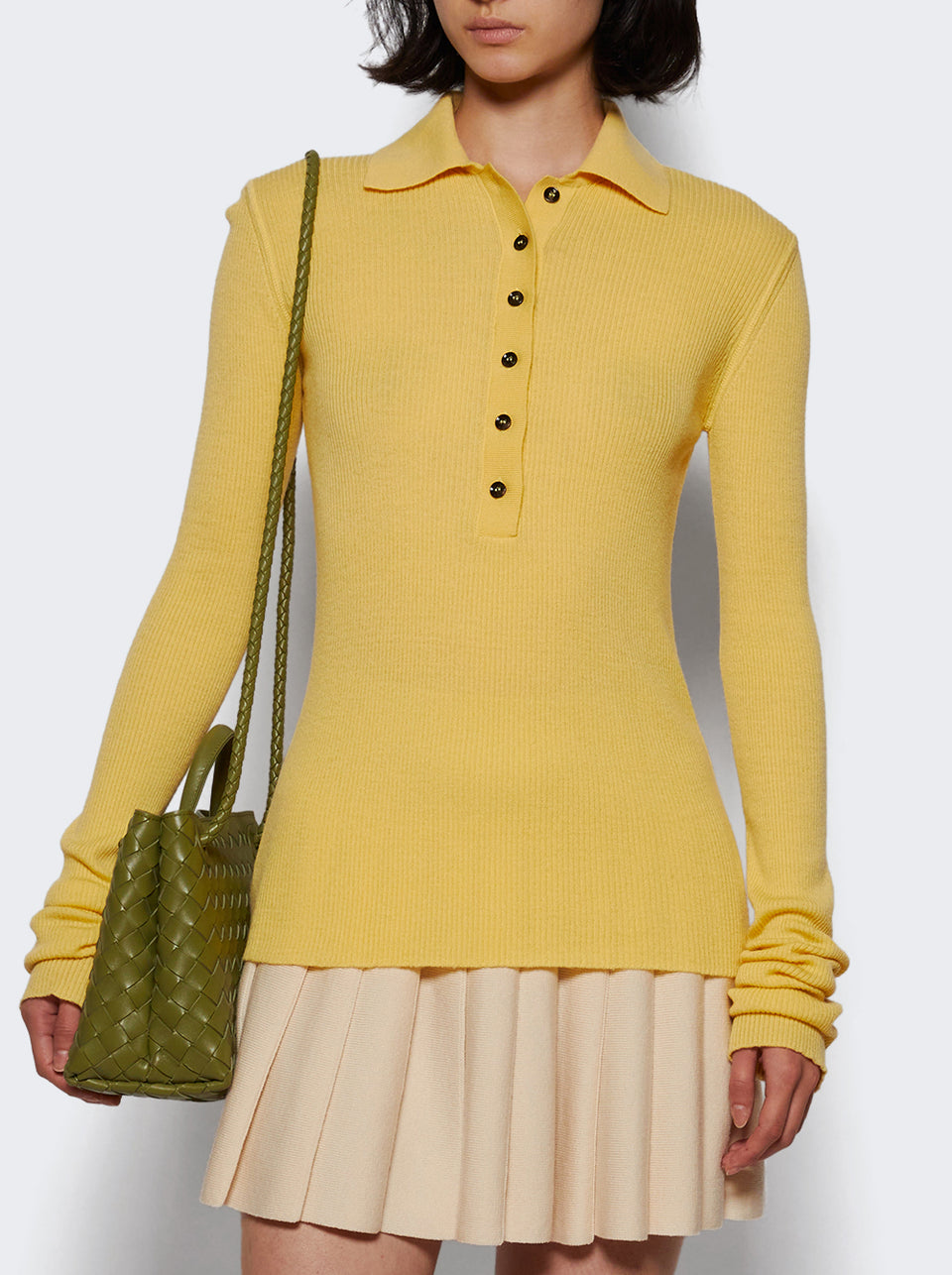 AM31_Yellow_03.jpg