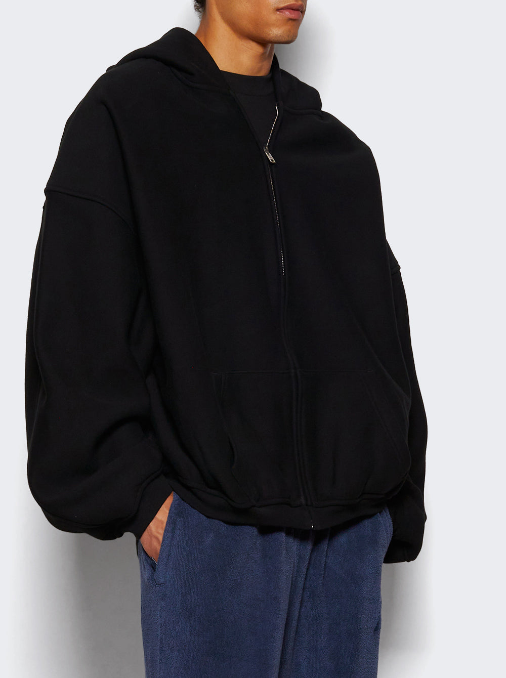 6CC2242051_Black_03.jpg