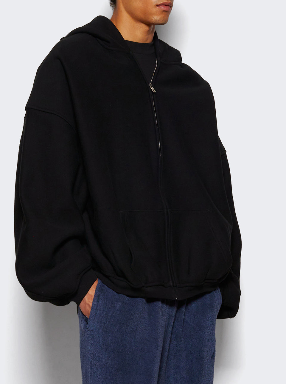 6CC2242051_Black_03.jpg
