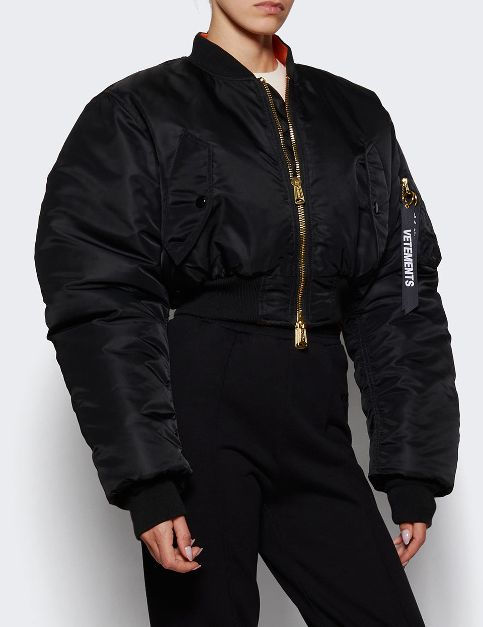 WH76BO230B_Black_03.jpg
