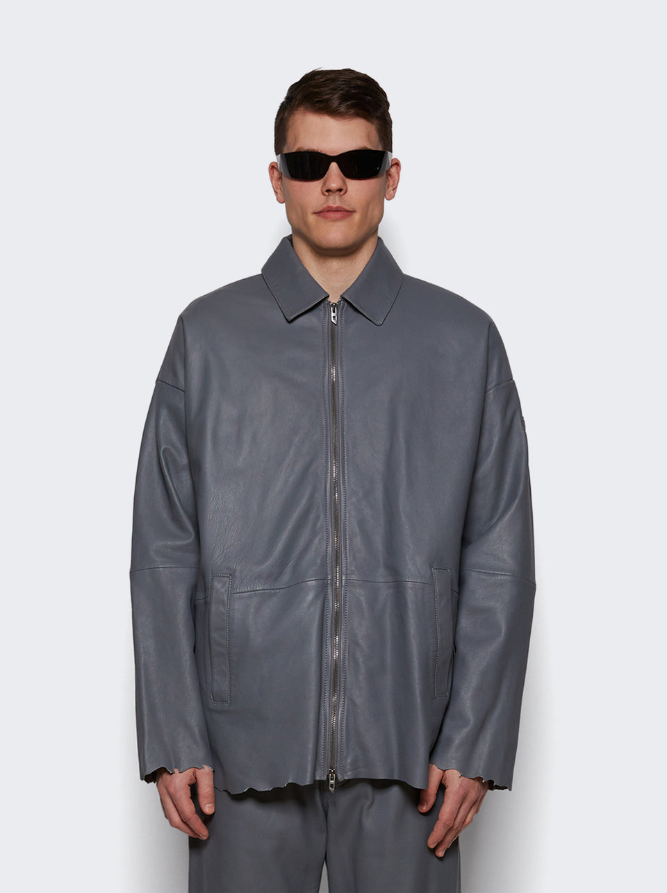 A17704 08BLK_Grey_03.jpg