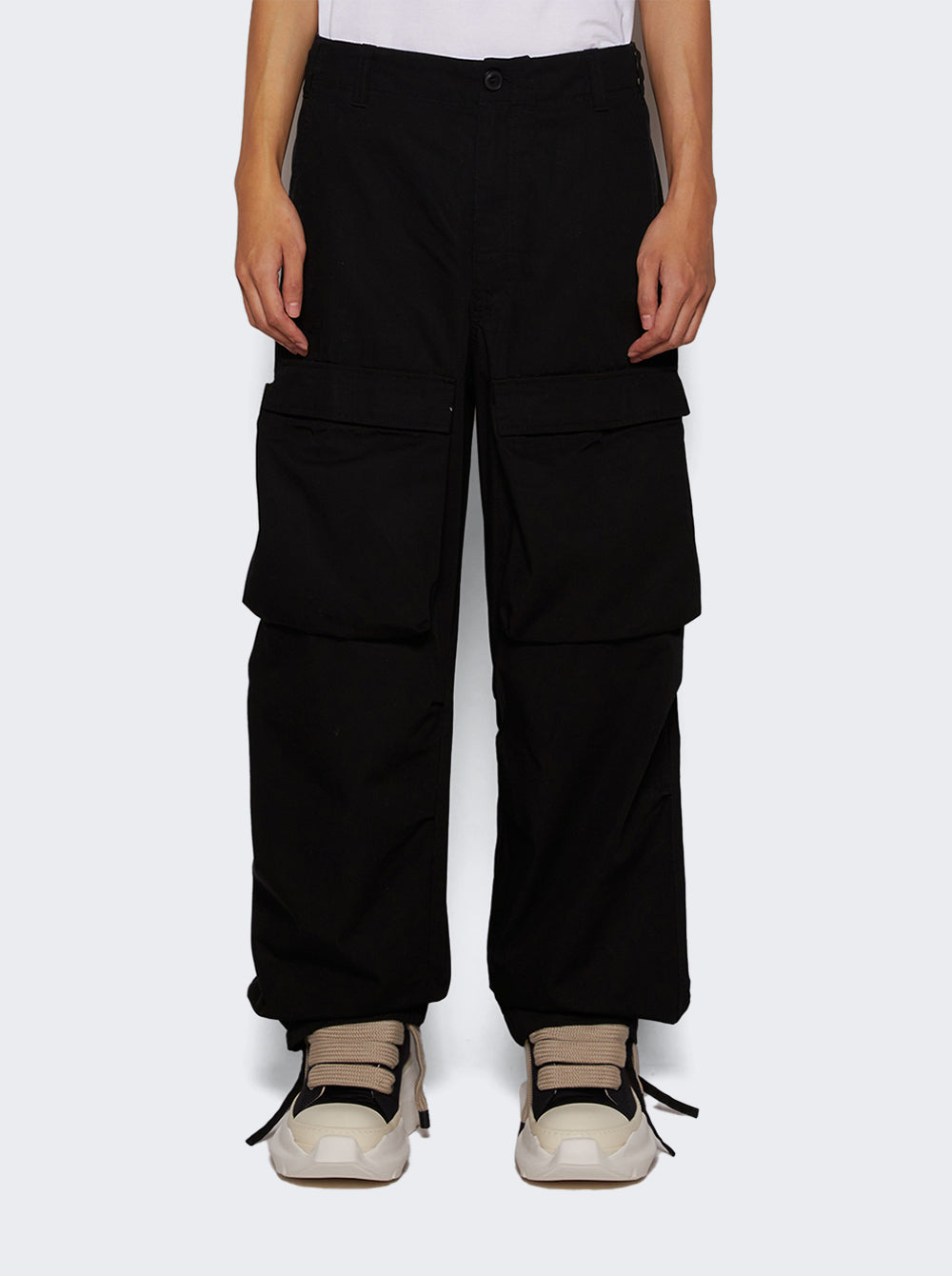 BM51FH15K5001_Black_03.jpg