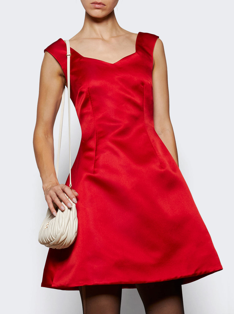 R253D01WS127_Red_03.jpg