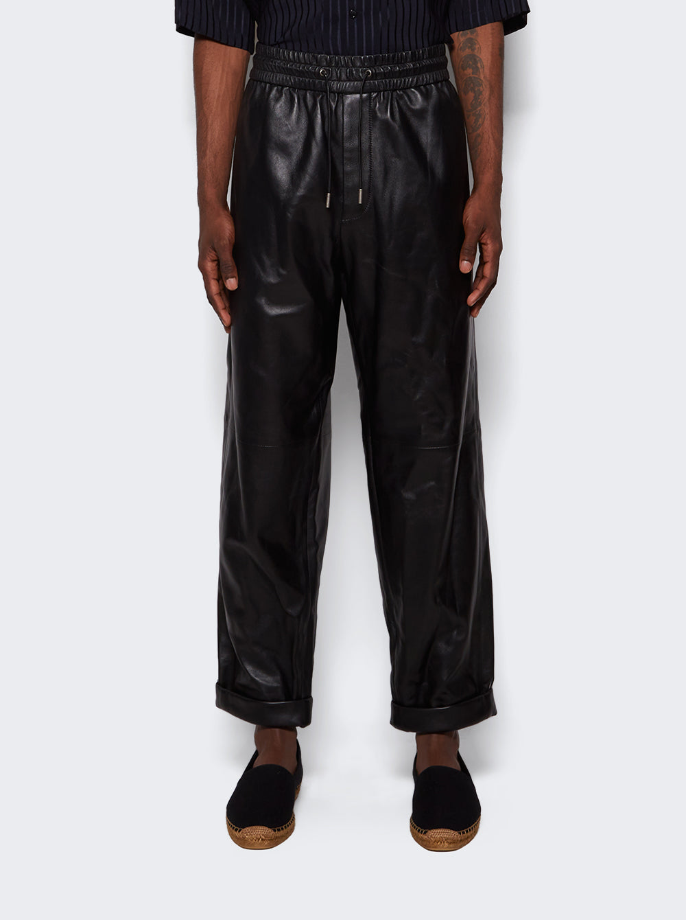 726924YC2MS_Black_03.jpg