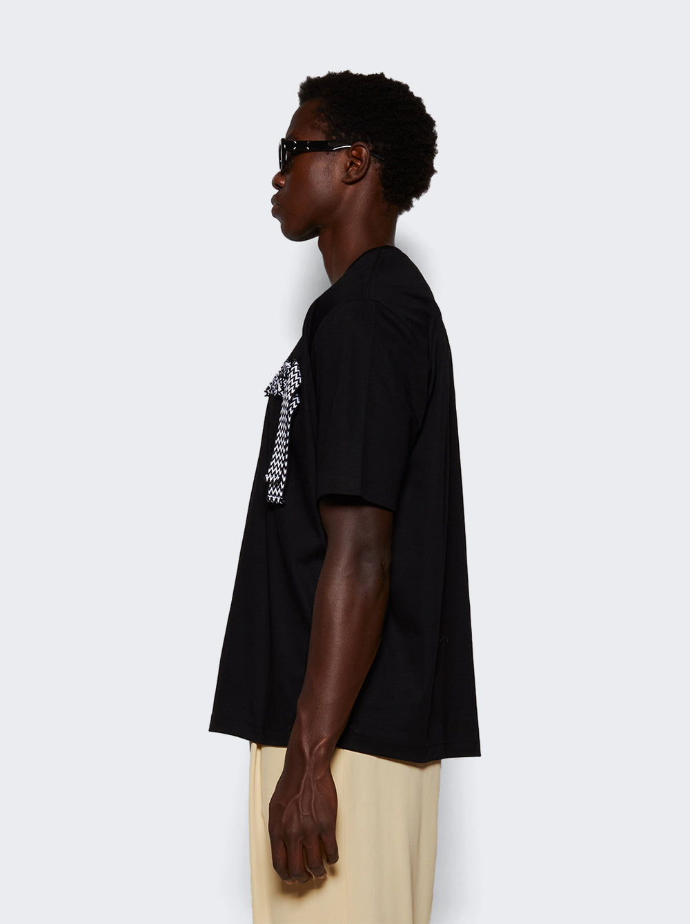 RM-TS0010-J198-H24_Black_04.jpg
