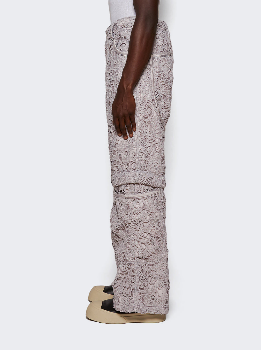 247_White_04.jpg