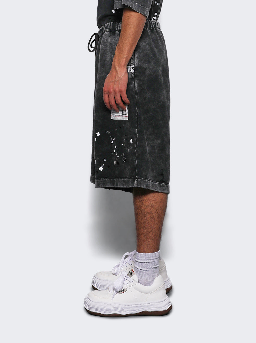 A15SP564_Black_04.jpg
