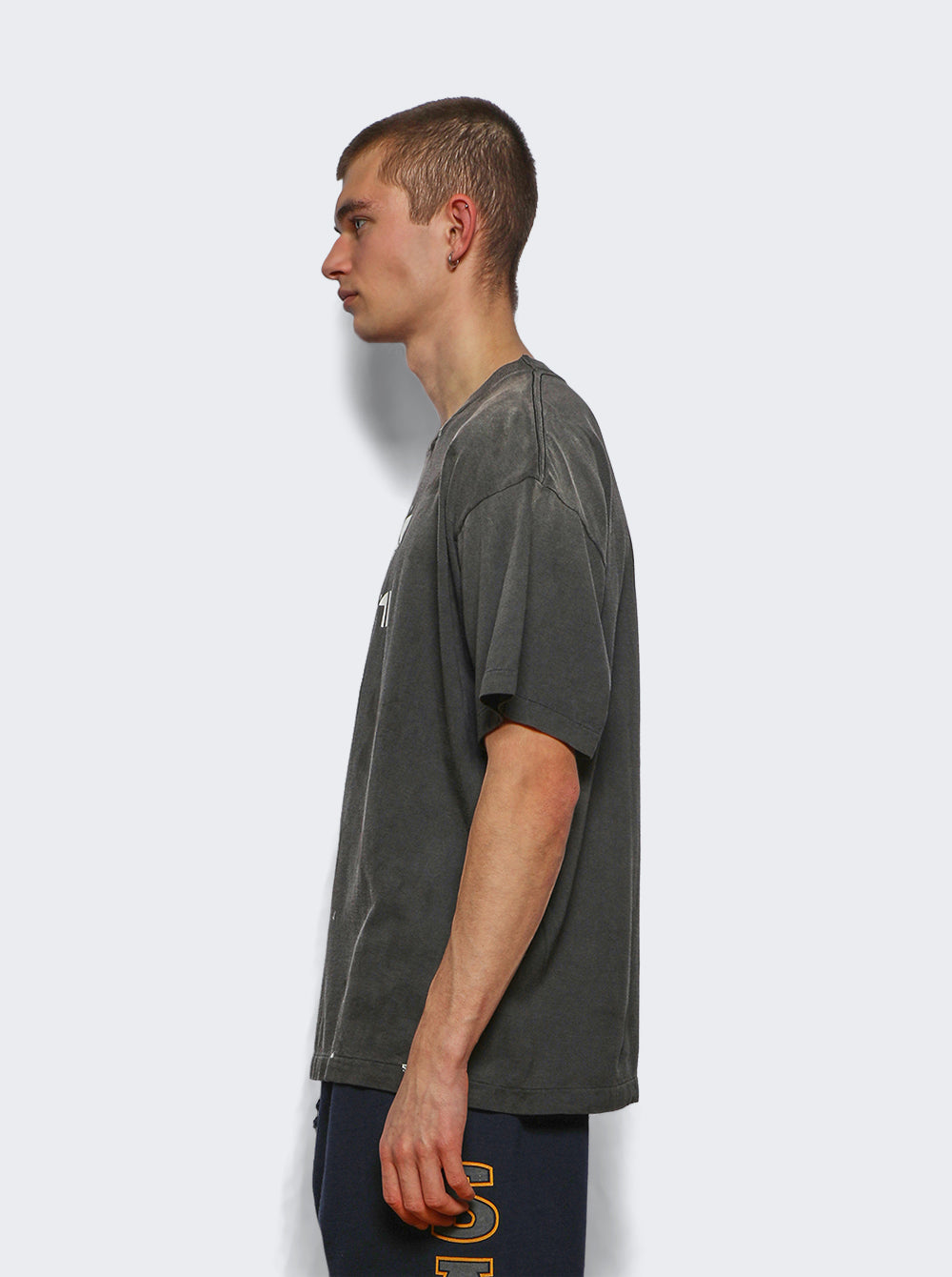 SM-HR1-0000-001_Black_04.jpg