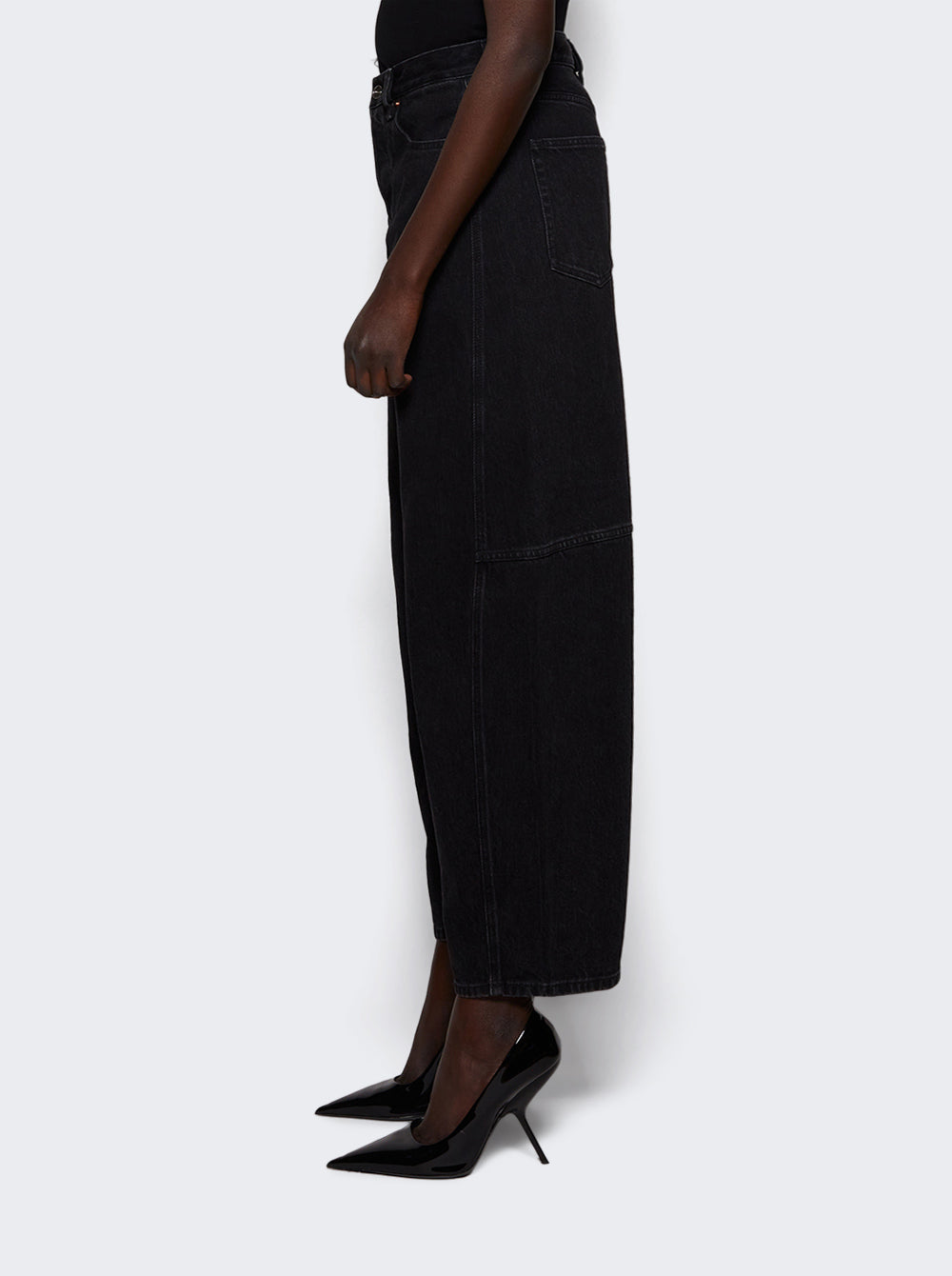 828601 XDDA5_Black_04.jpg