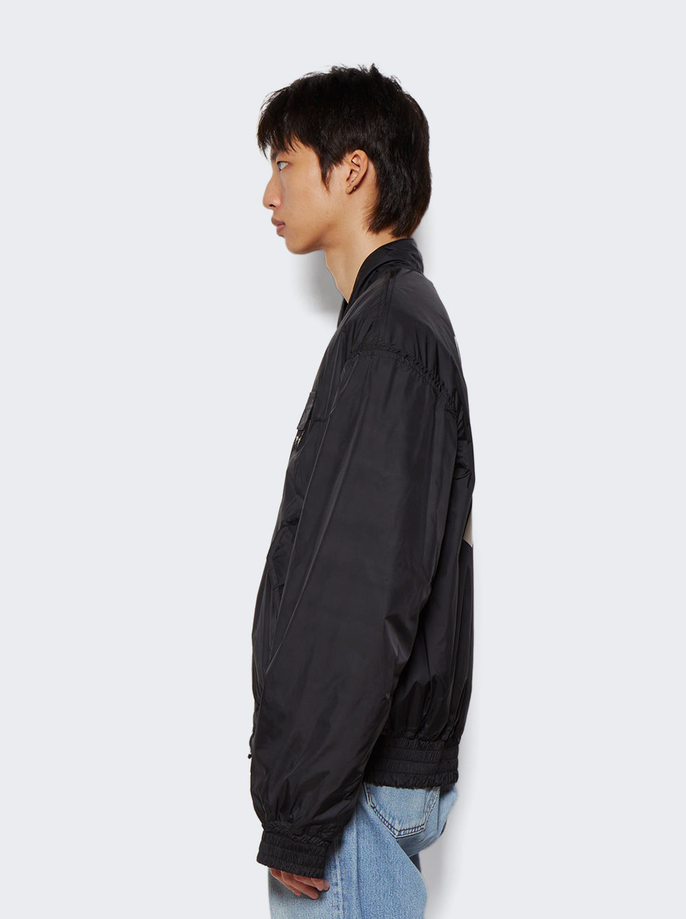 B0030235-FA162-099_Black_04.jpg