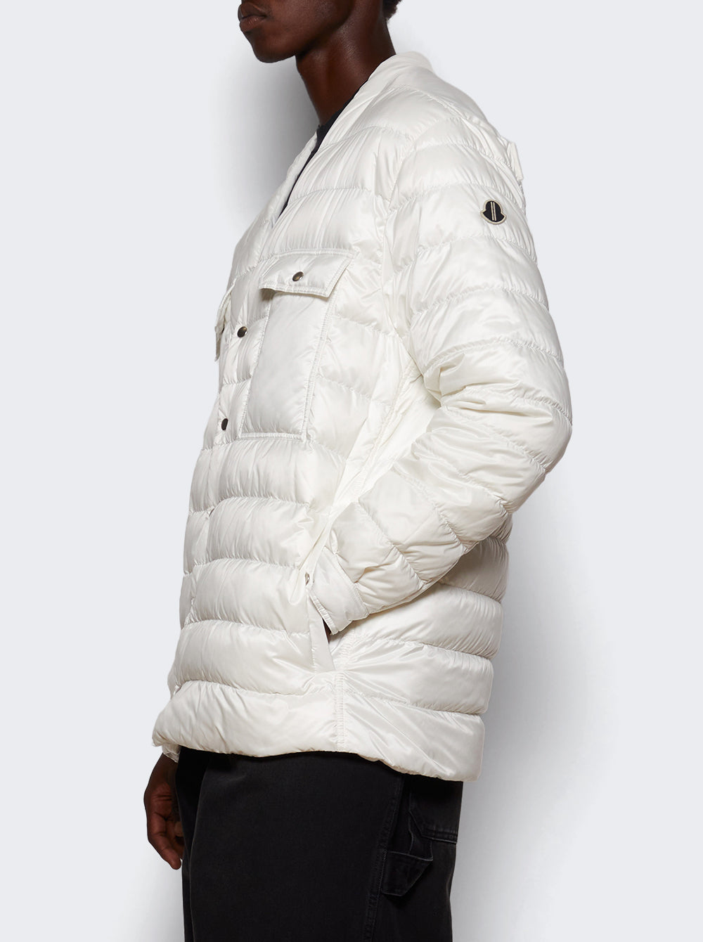 MU02D2F01 M4426_White_04.jpg