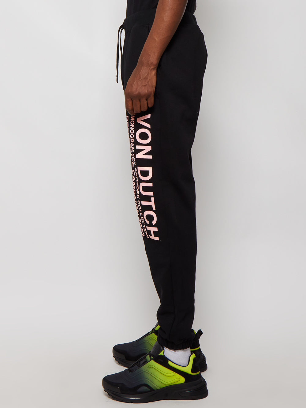 JP0015_Black_04.jpg