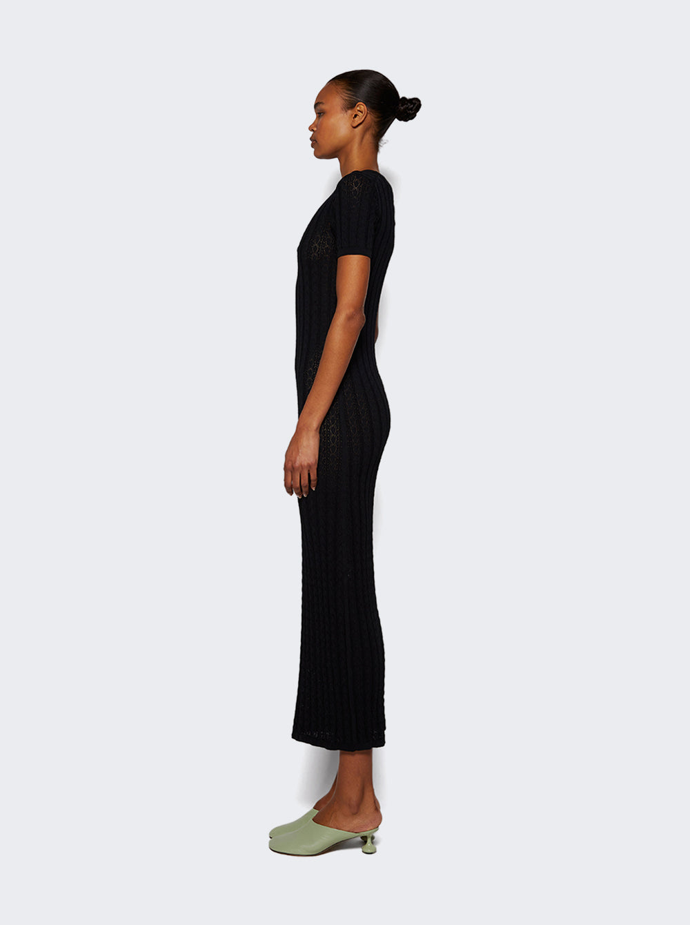 ARUBA_Black_04.jpg