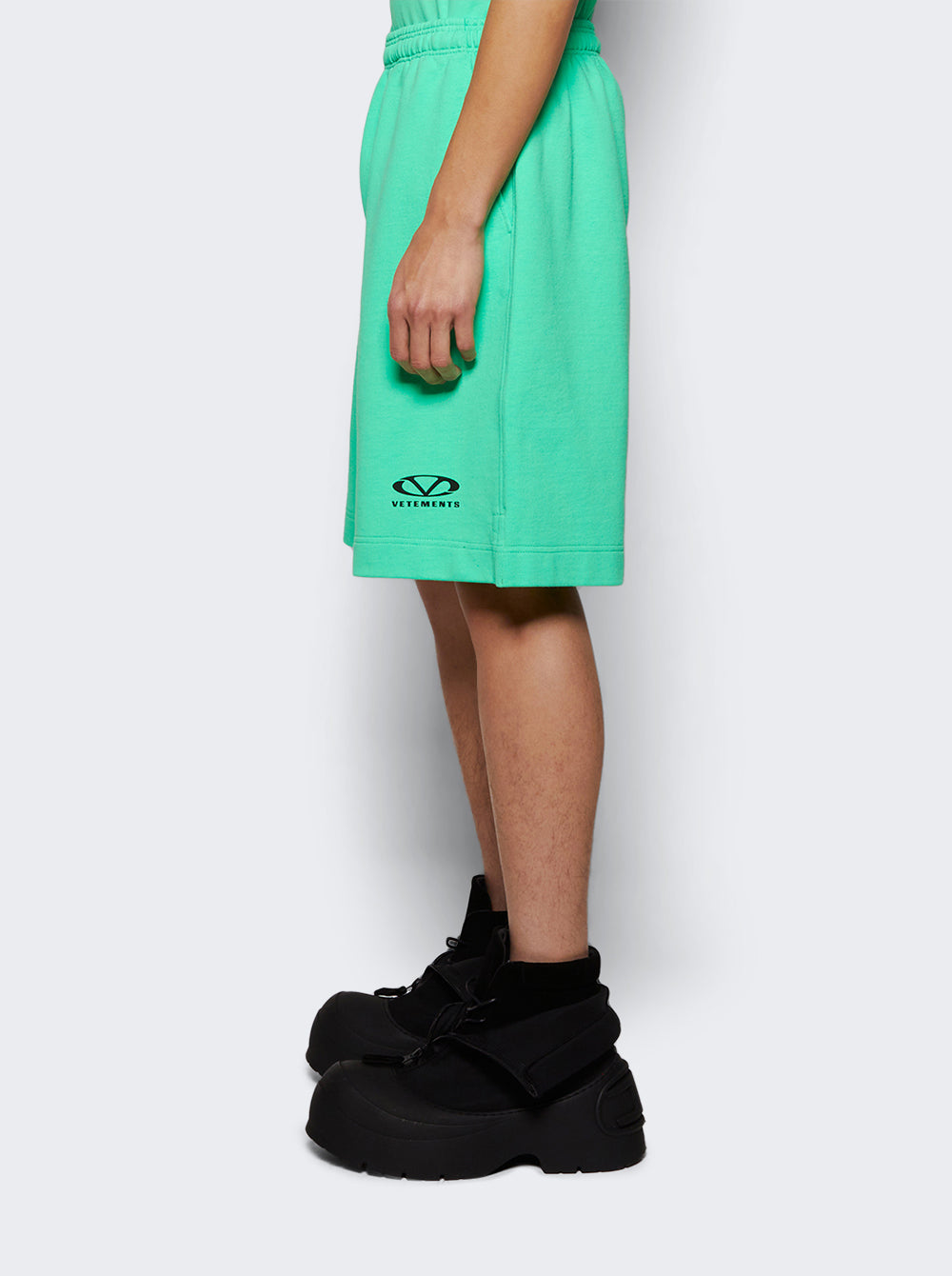 UA66SS600E_Green_04.jpg
