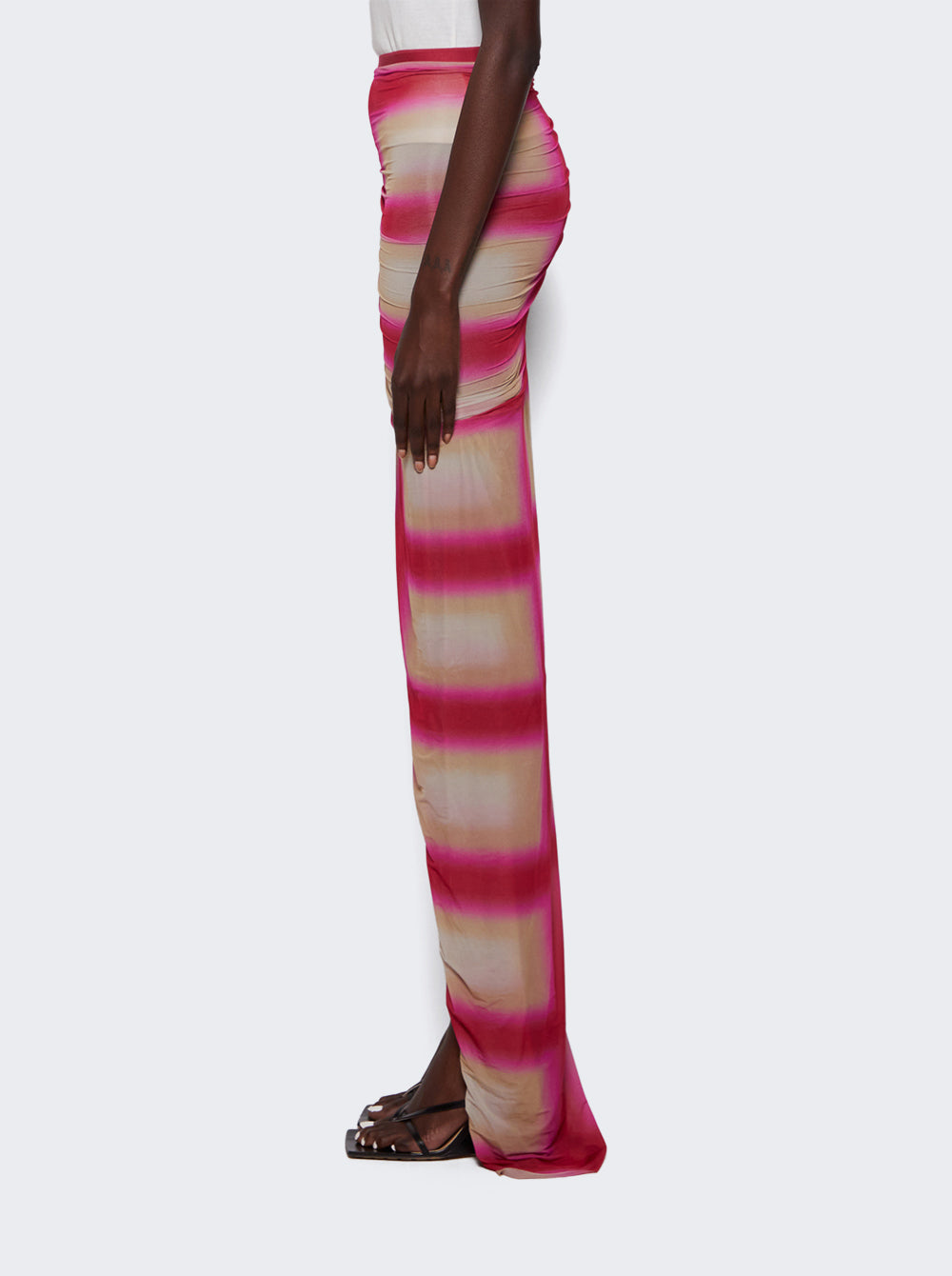 RO01C5372 BZP2_Pink_04.jpg