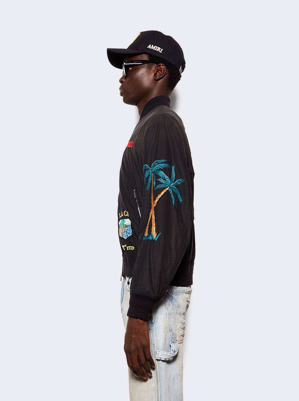 AMOUBB1051_Black_04.jpg