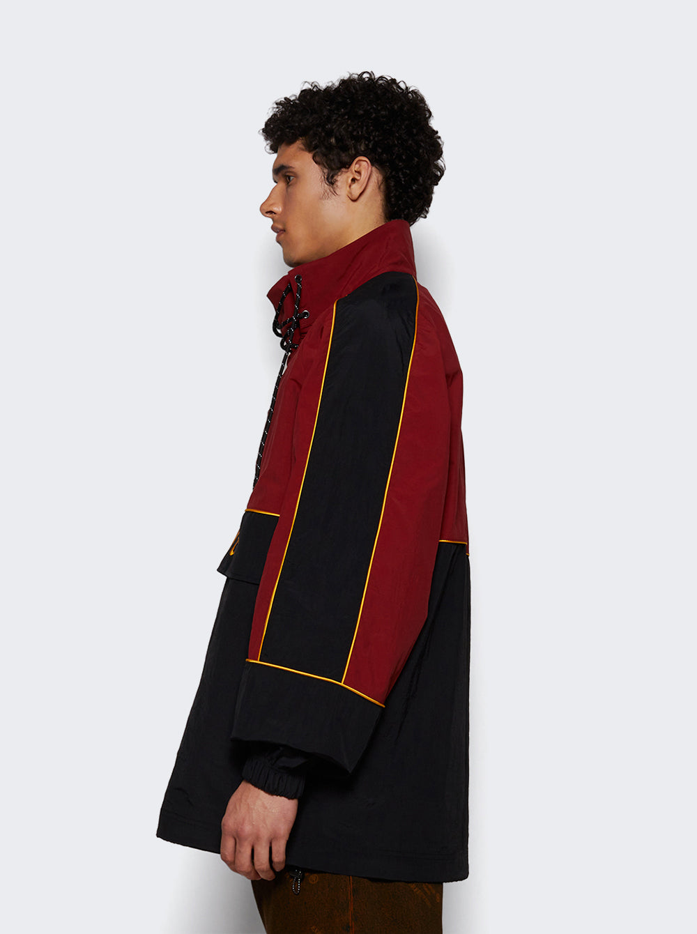 173WP01027_Black_04.jpg
