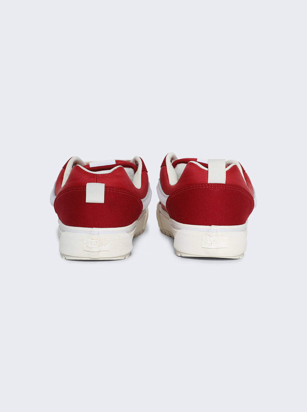 VN000CXR14A1_Red_04.jpg