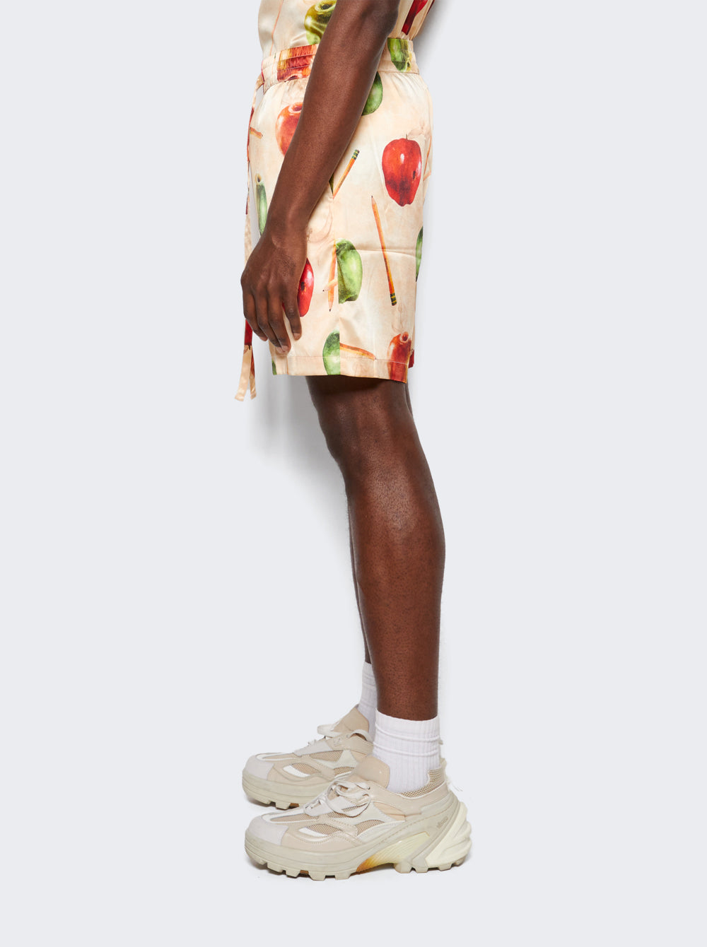 SS23-W23-ST1-270_Beige_04.jpg