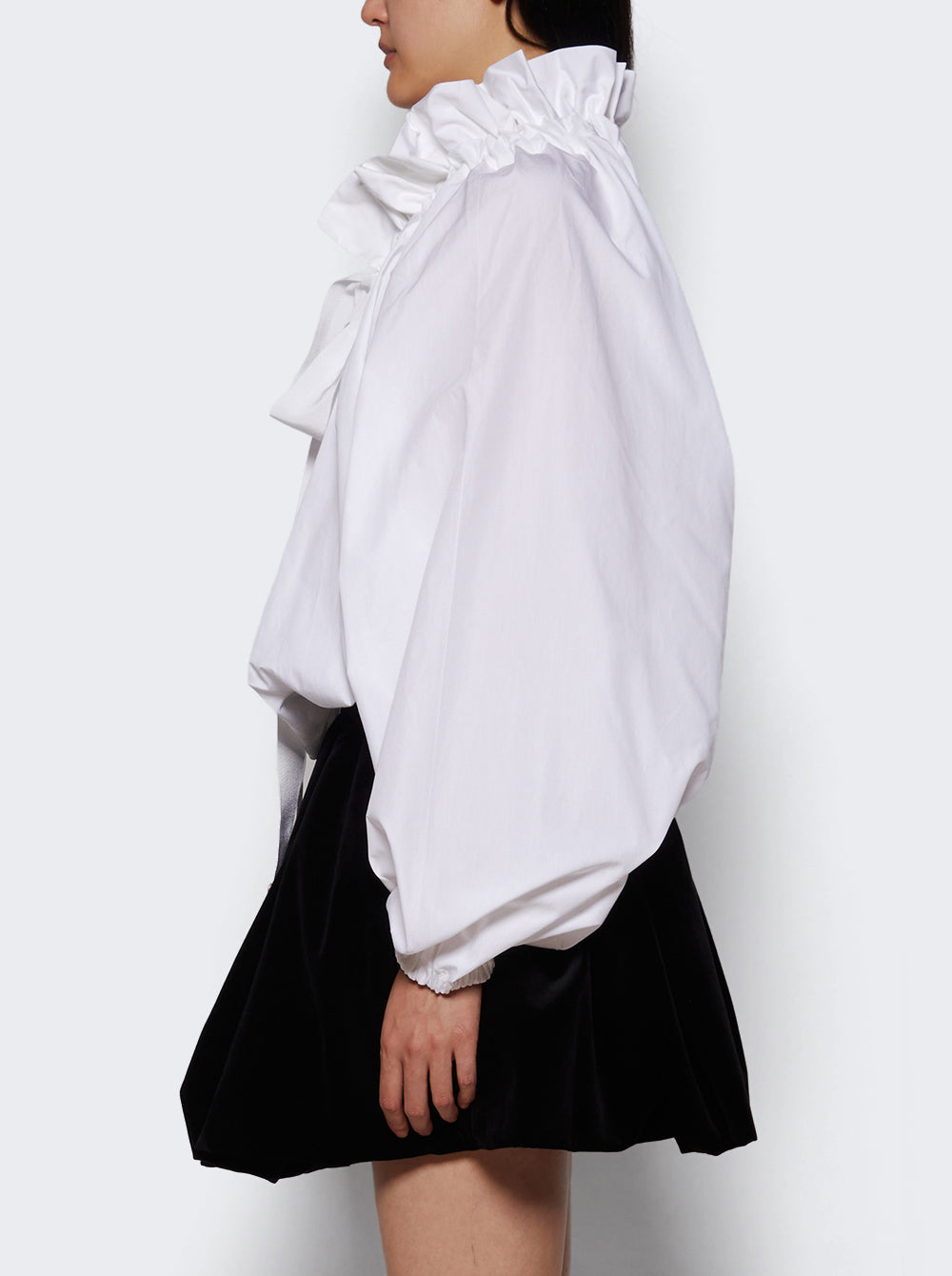 TO0170017_White_04.jpg