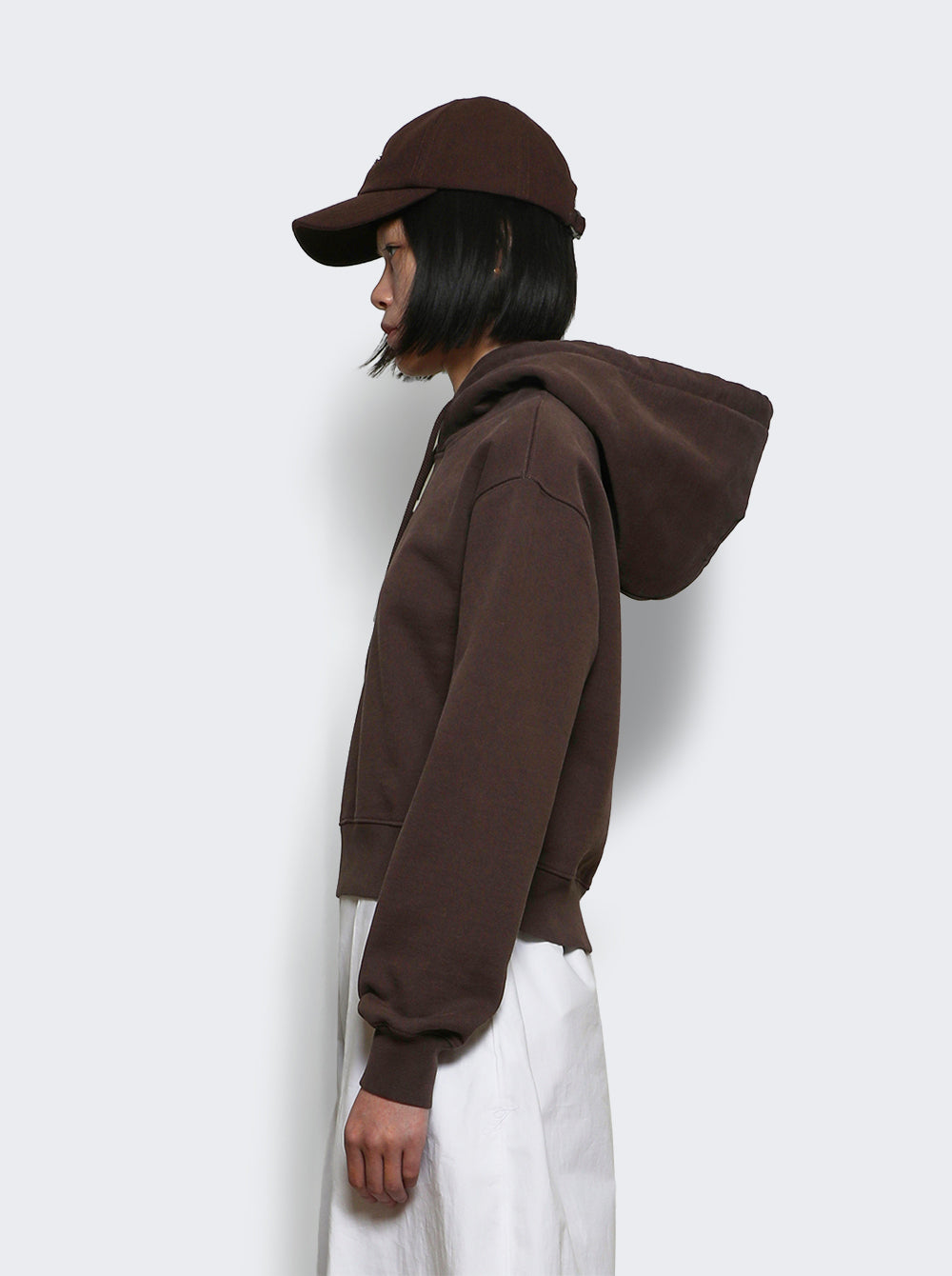 HOW00247AJ00109_Brown_04.jpg