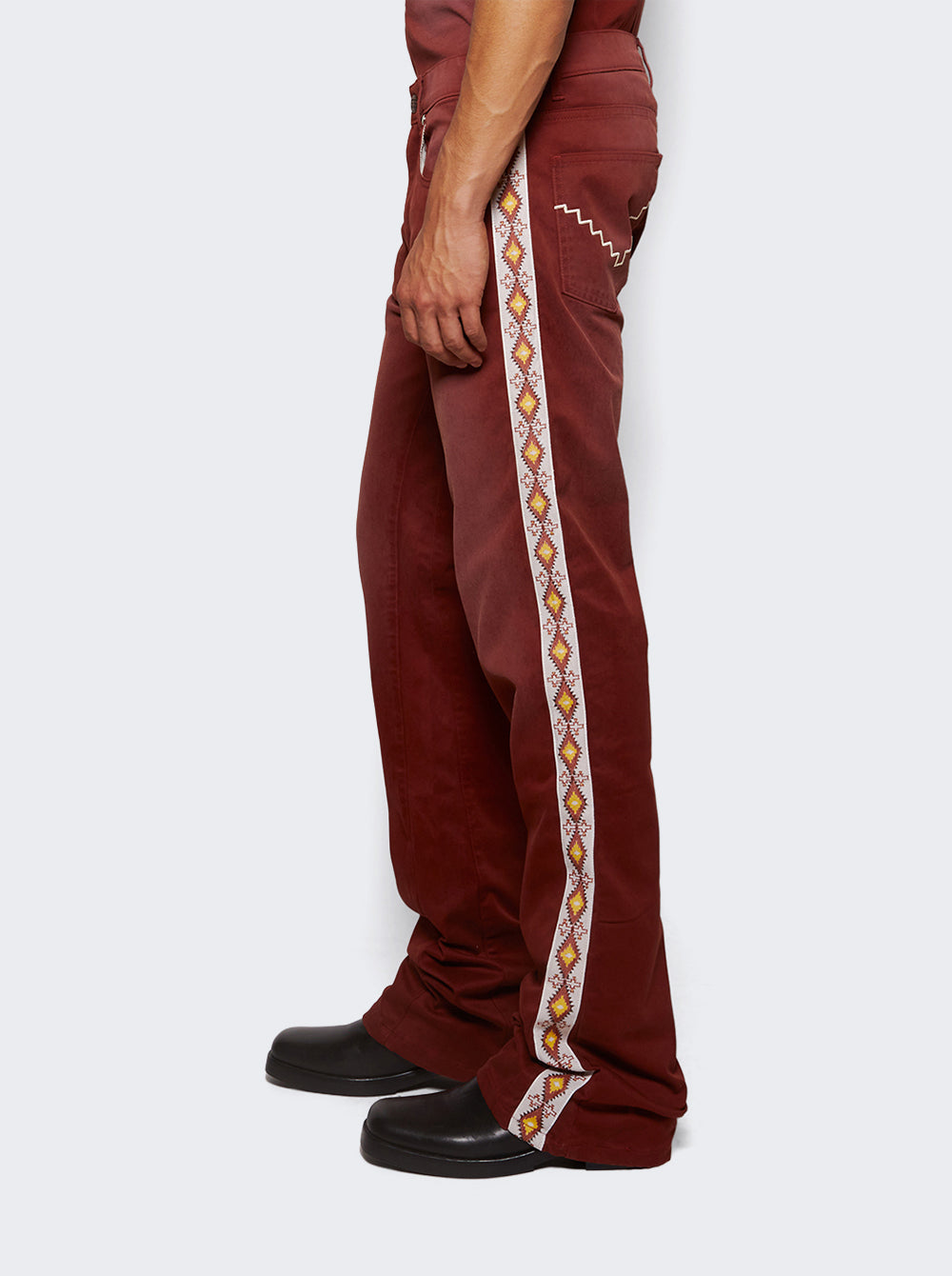 1035_Red_04.jpg