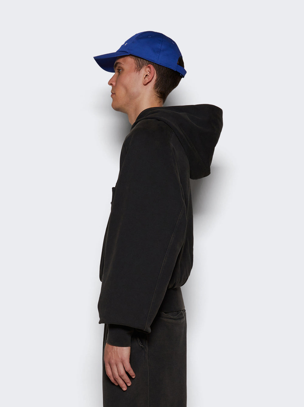 ES2367WB_Black_04.jpg