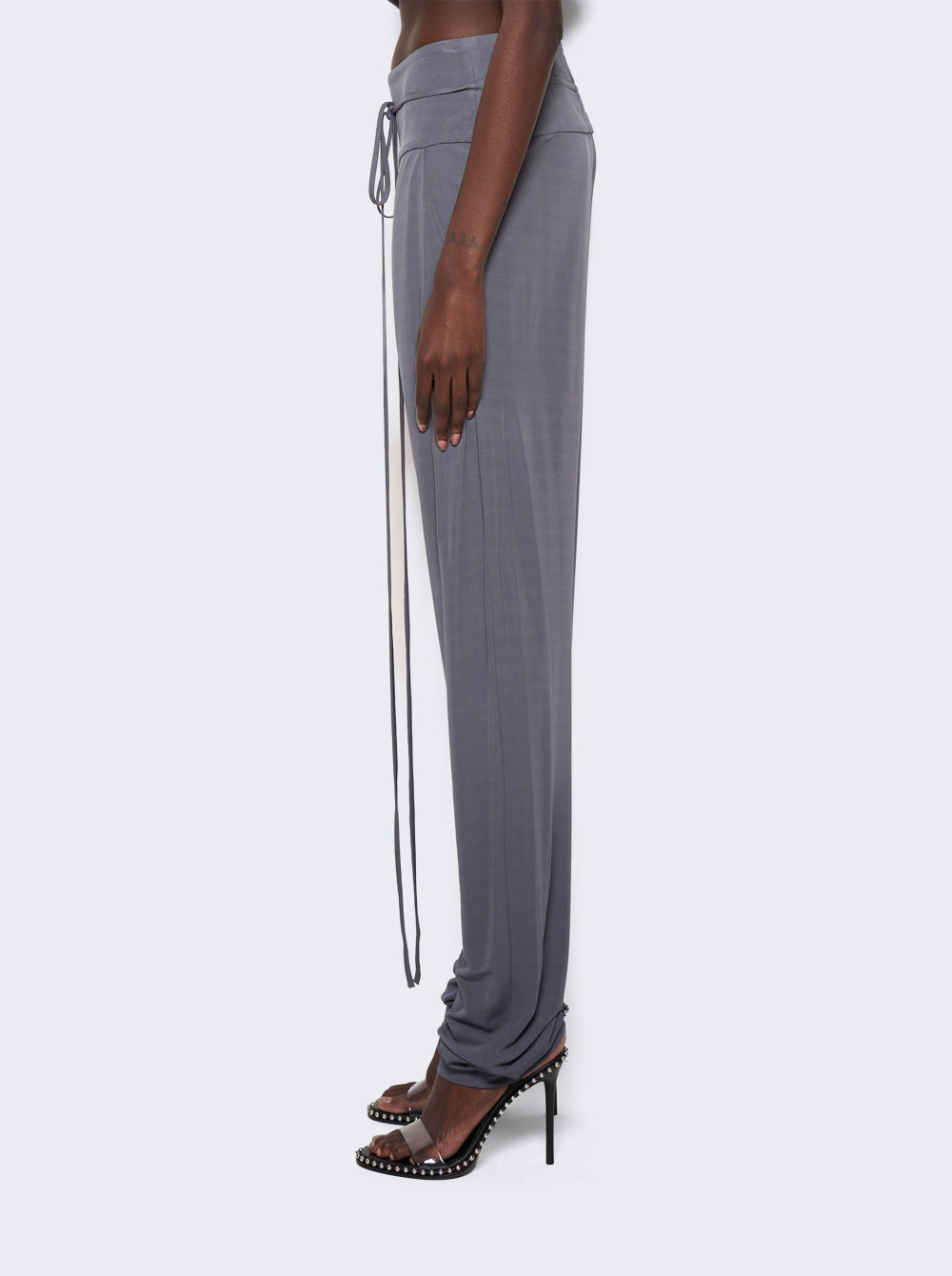 22045027_Grey_04.jpg