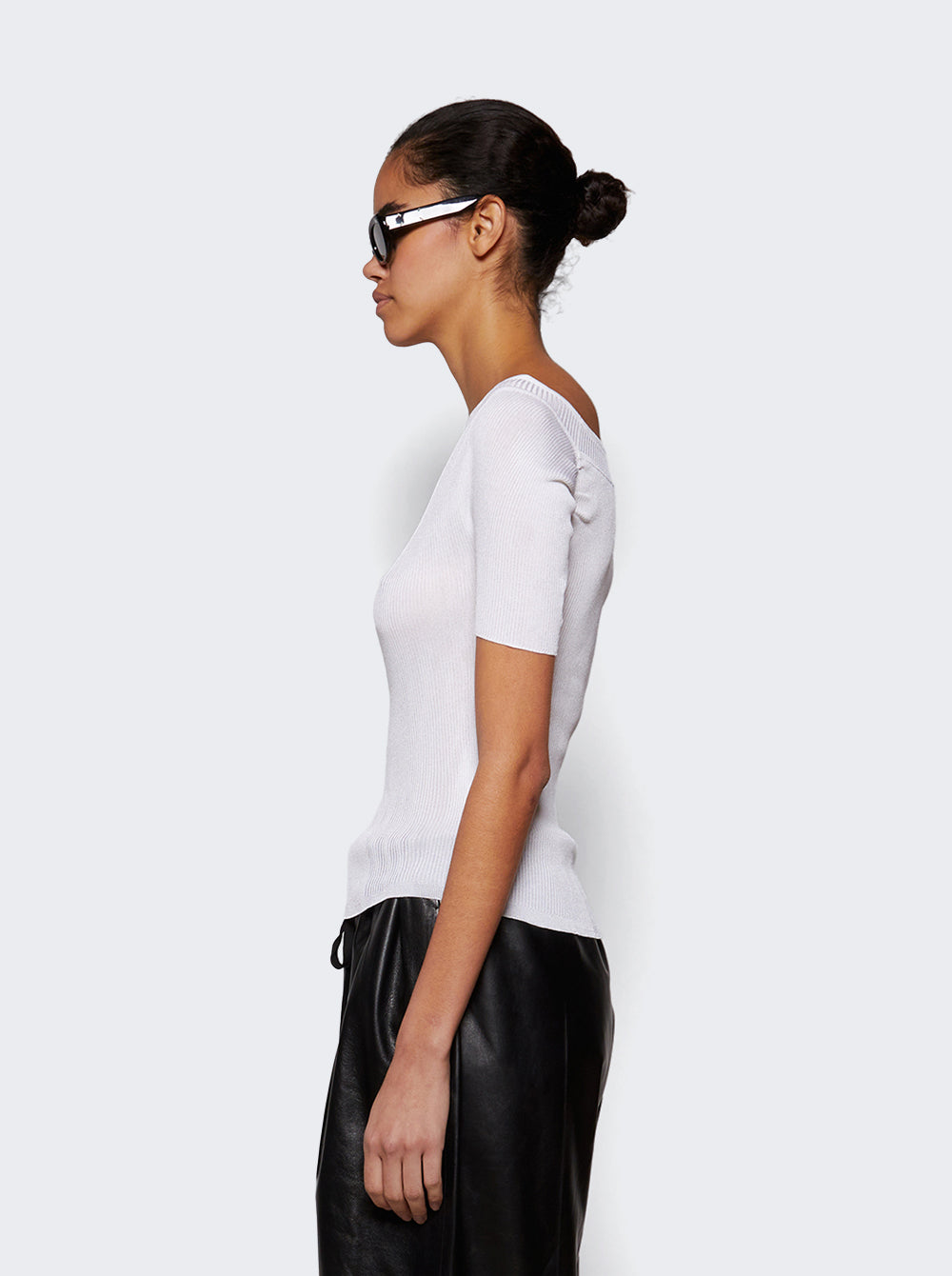 9714435 K435_White_04.jpg