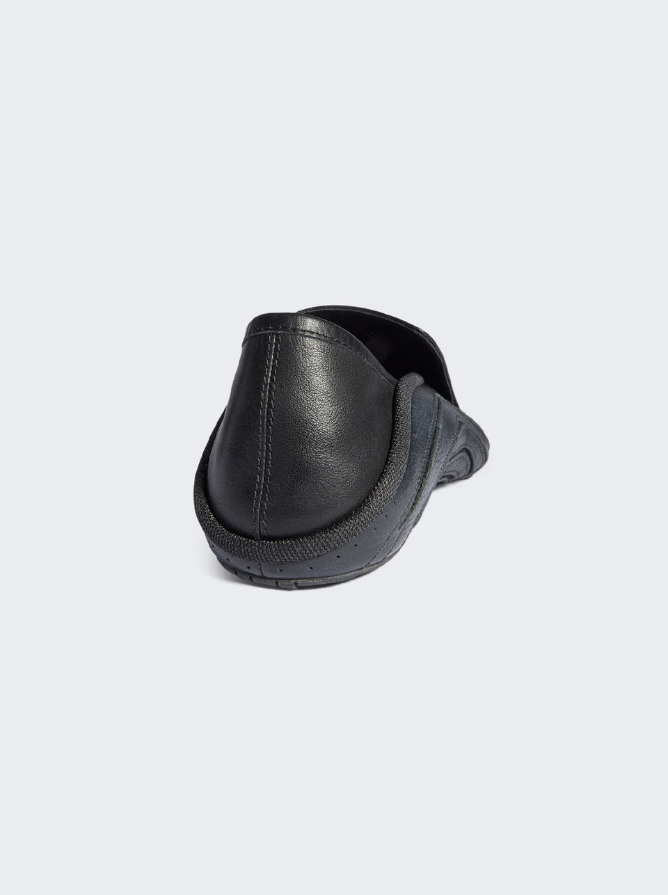A005V1 AAG70_Black_04.jpg