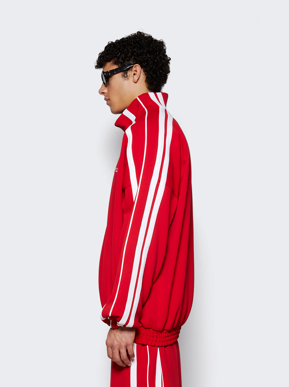 UA66JA360R_Red_04.jpg