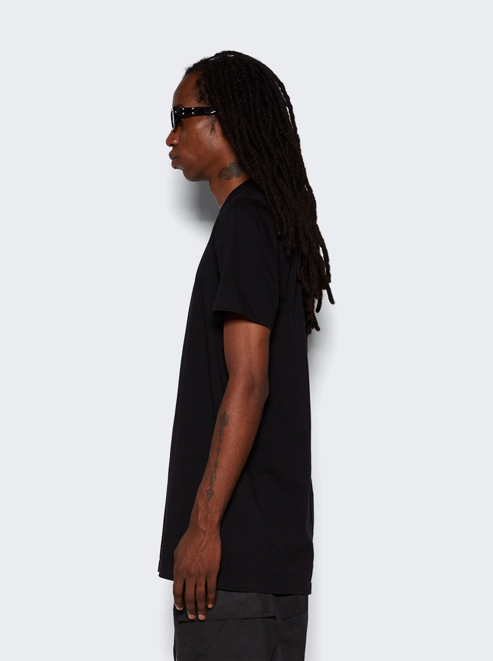 RU02C7264 JA_Black_04.jpg