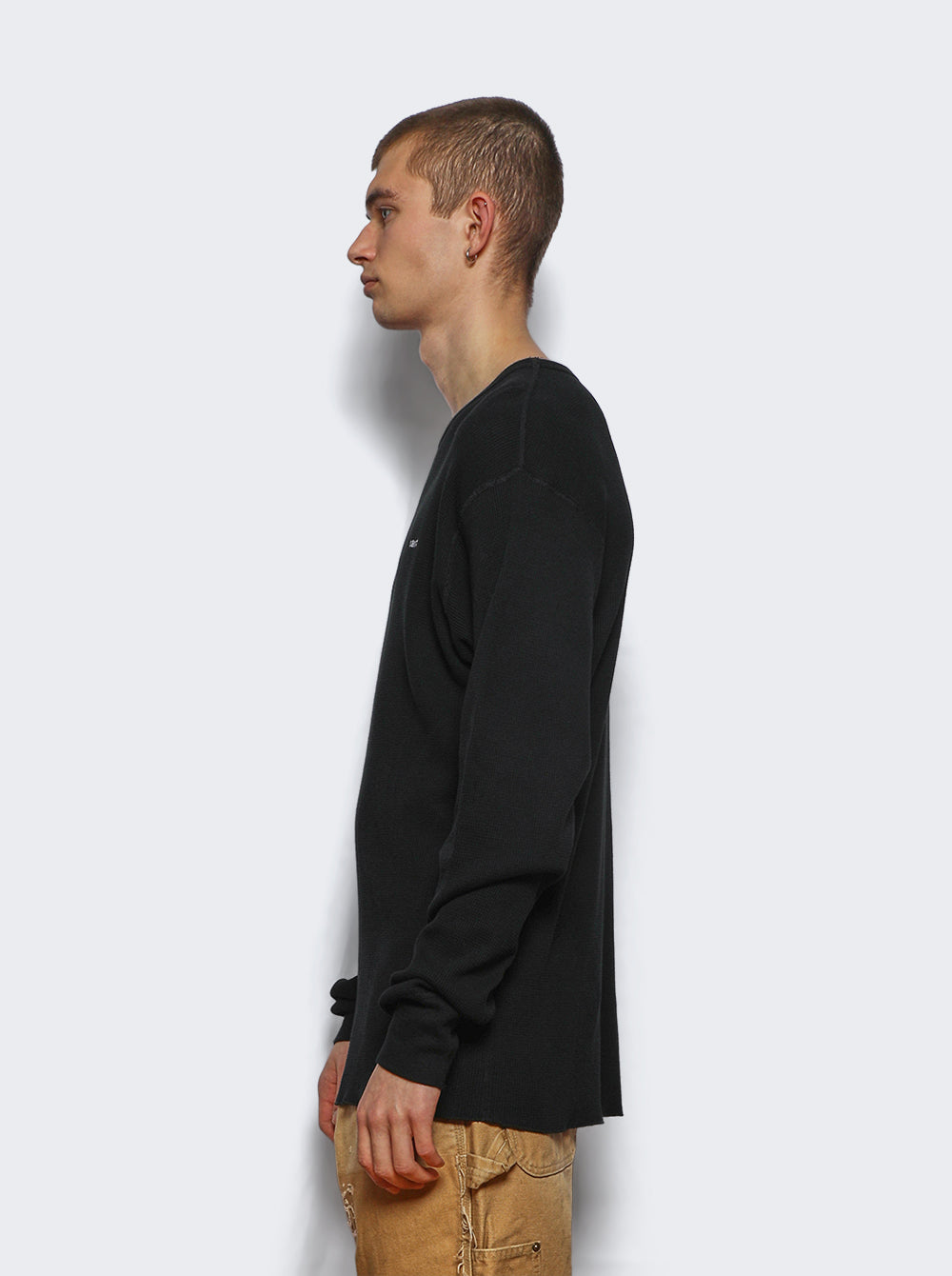 SM-HR1-0000-040_Black_04.jpg