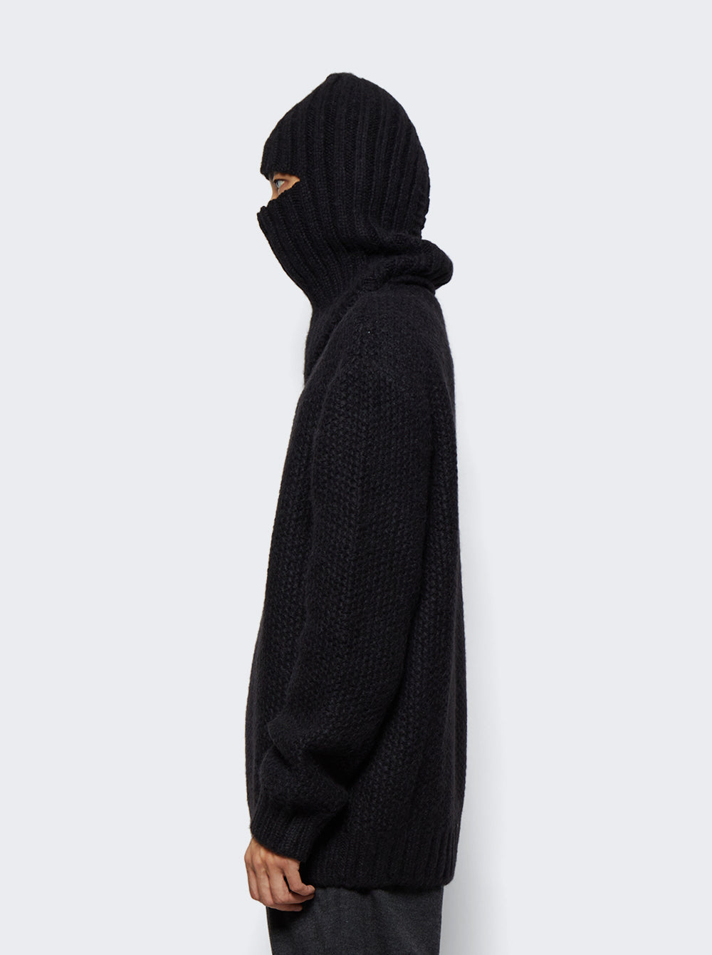 BM90JP4YB4001_Black_04.jpg