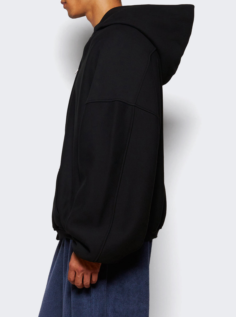 6CC2242051_Black_04.jpg
