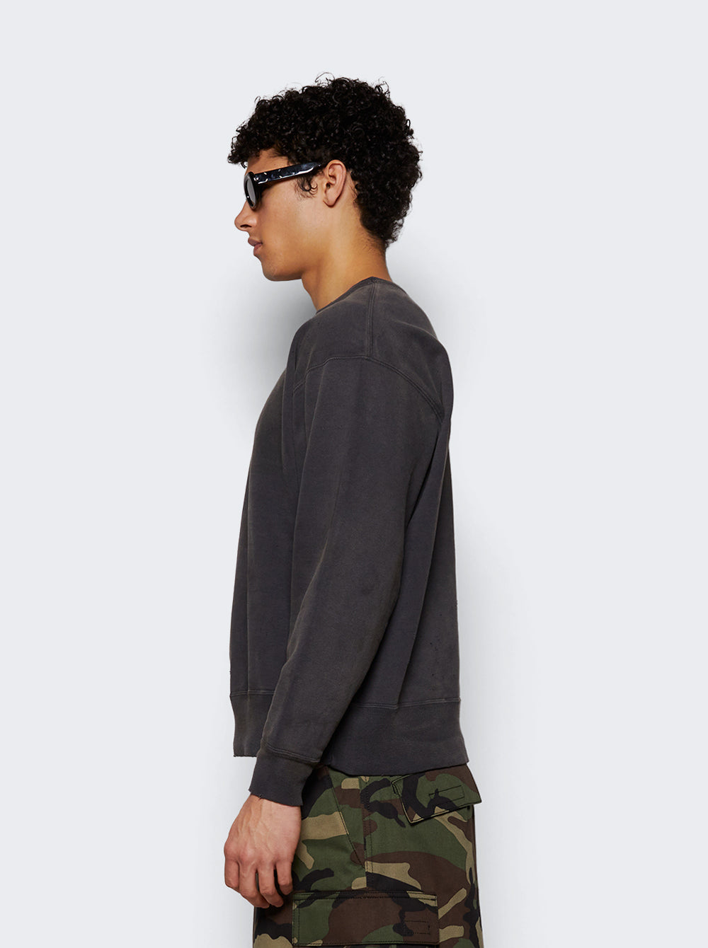 SM-YS1-0000-030_Black_04.jpg