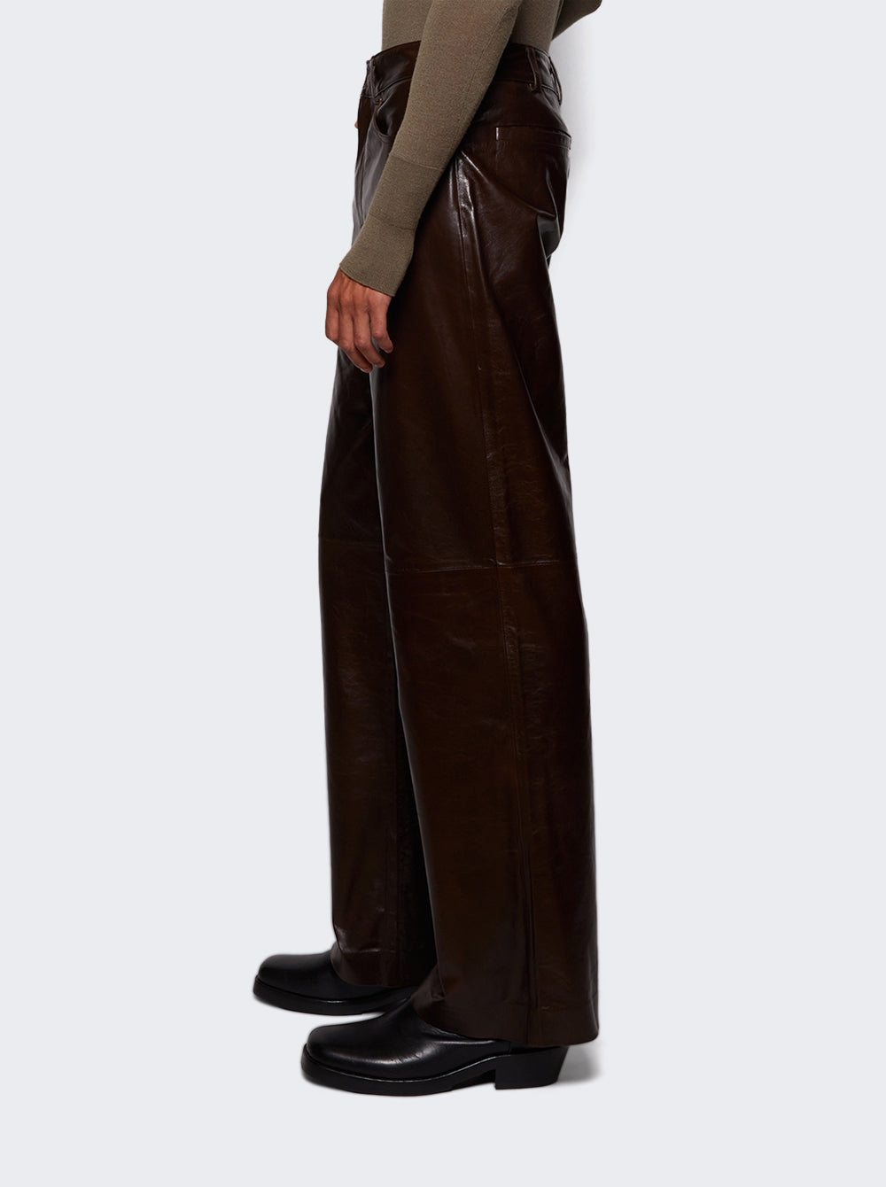 ESU-S25-13007-DB_Brown_04.jpg