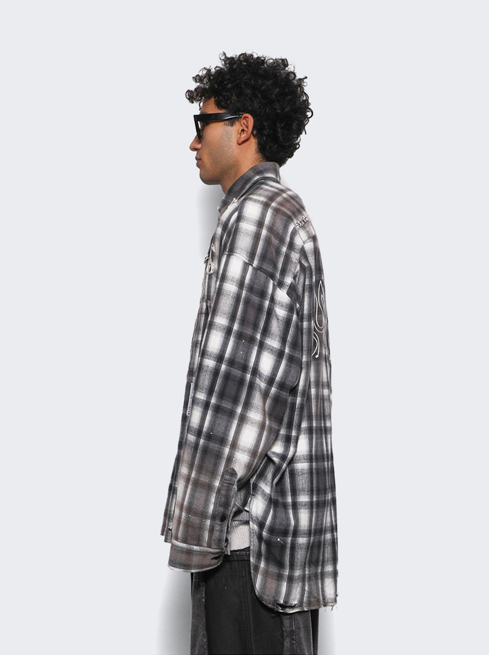 J15SH181_Black_04.jpg