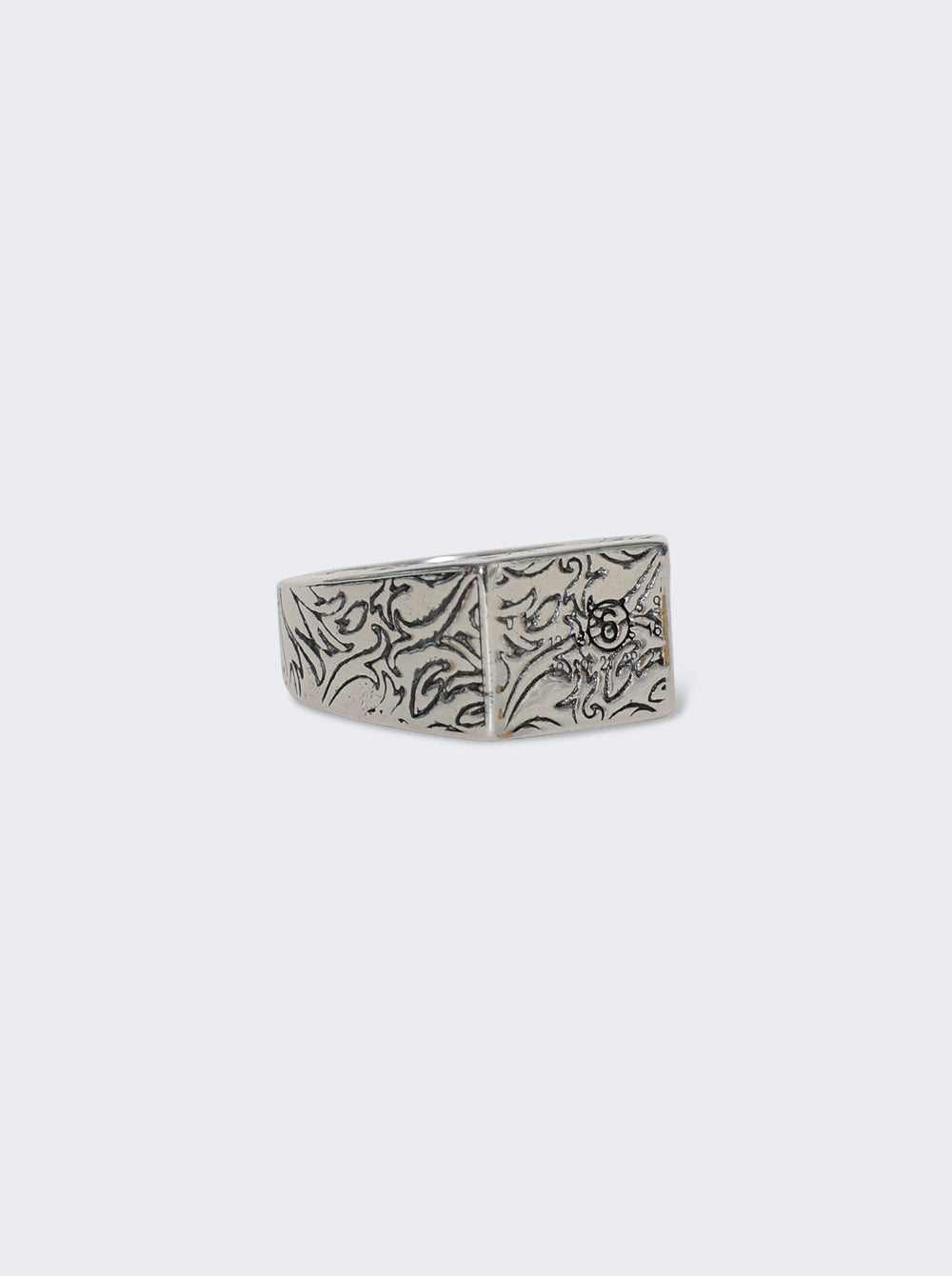SM7UQ0130 P9387_Silver_04.jpg