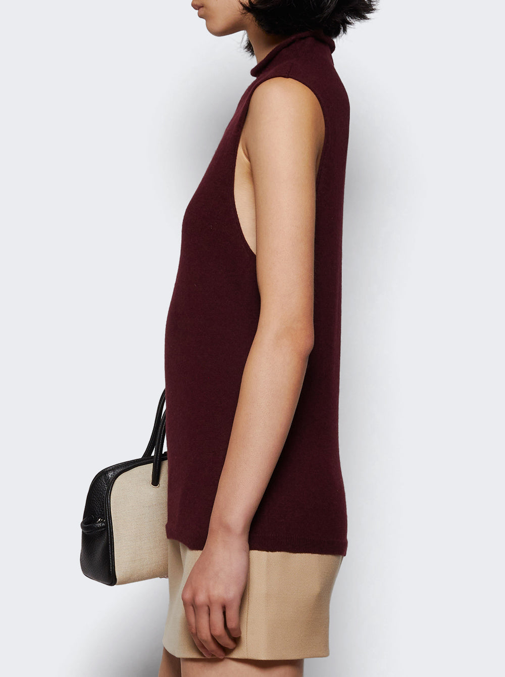 FW25TP02_Red_04.jpg