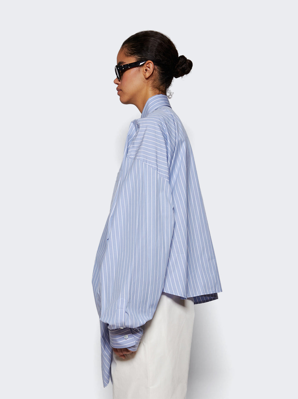 790945 TQM16_Blue_04.jpg