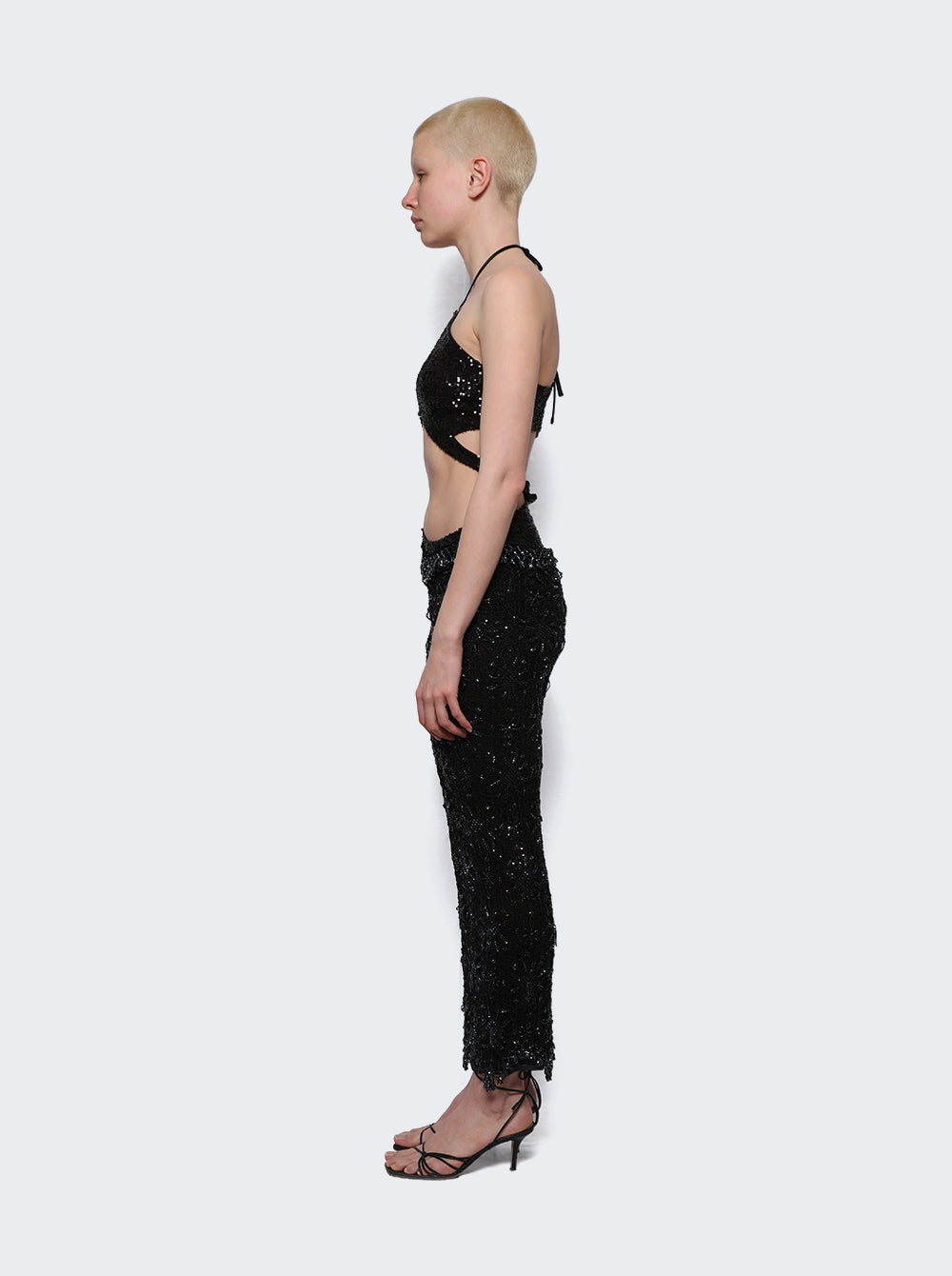 REAW23_15_Black_04.jpg